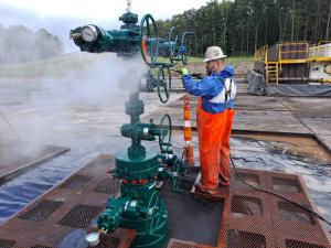 Manager Ken Higley Washing equitment in oilfield